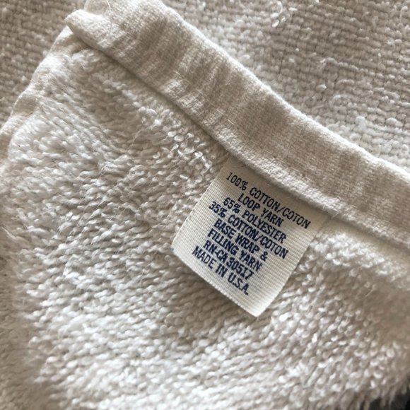 Vintage 90's Disney Cool Mickey Youth Towel - Picture 4 of 4